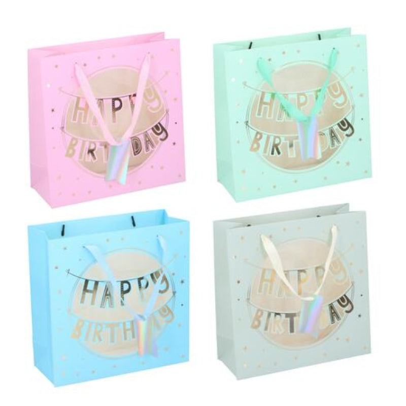 Çantë kartoni për dhurata